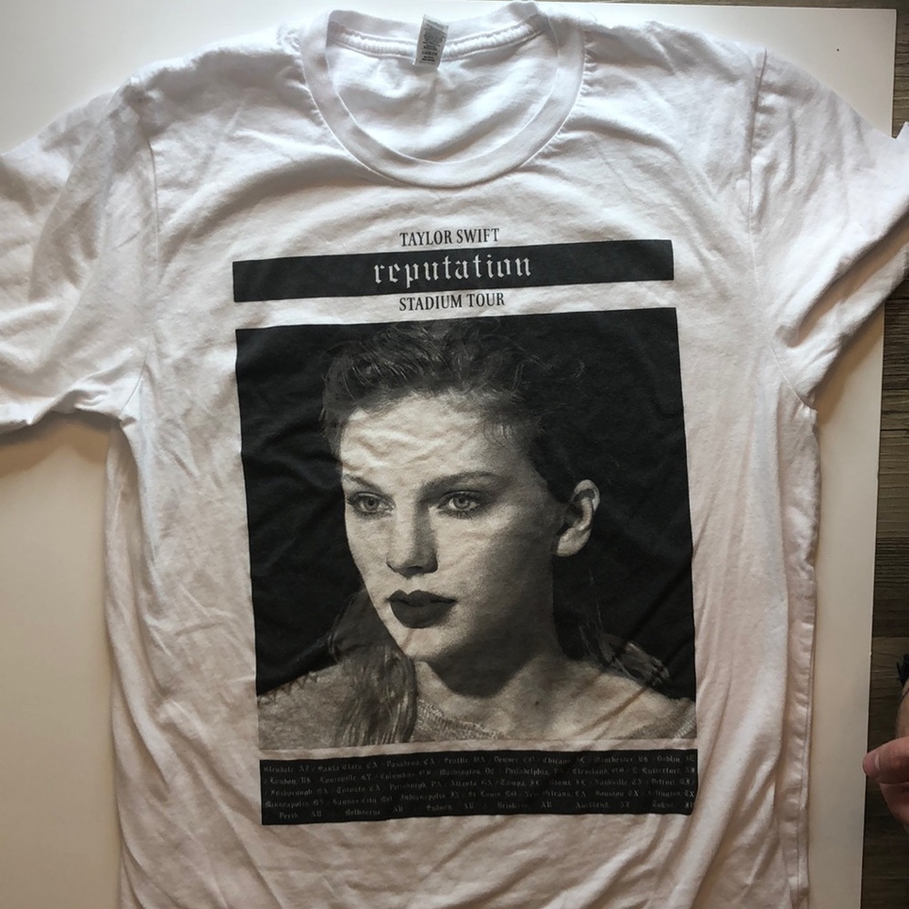 Taylor Swift reputation Tour White Tee